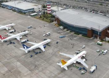 Bakan Uraloğlu’ndan Trabzon’da yeni havalimanı müjdesi