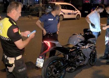 İstanbul’da motosiklet sürücülerine denetim! ’20 bin lira ceza yedik’
