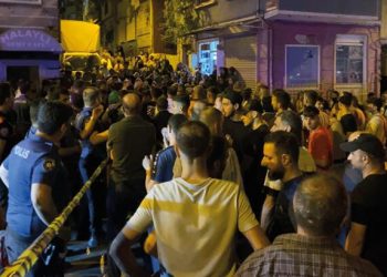 Kıraathanede  ’40 liralık’ hesap kavgası: 1 yaralı