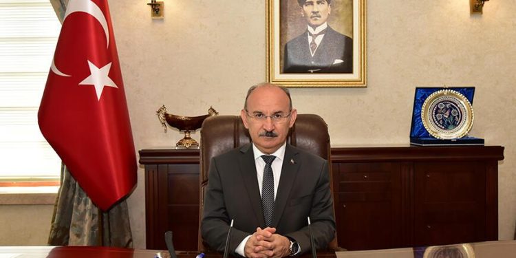 Sakarya Valiliği’ne yeni isim! Resmi Gazete’de yayımlandı