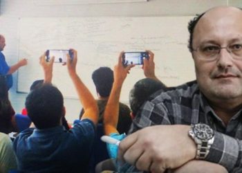 Tek gecede yöntemi buldu, İngilizce konuşmayan bırakmadı! Bu işin 3 sırrı var