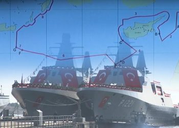 Mavi Vatan’ın 2 neferi! Cihat Yaycı yorumladı: ‘Bir emirle silahları kuşanacak’