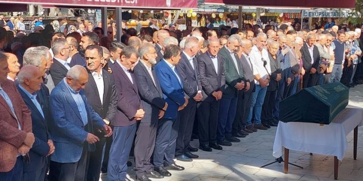 Necip Fazıl Kısakürek’in oğlu son yolculuğuna uğurlandı