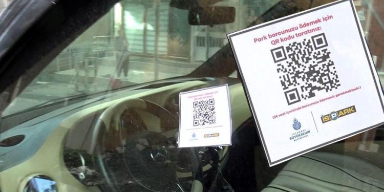 Park halindeki aracınızın üzerindeki bu QR koda dikkat! ‘Hesaplarınız boşaltılabilir’