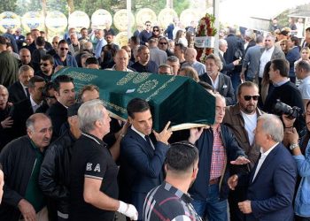 Posta Gazetesi başyazarı Rauf Tamer yol yolculuğuna uğurlandı